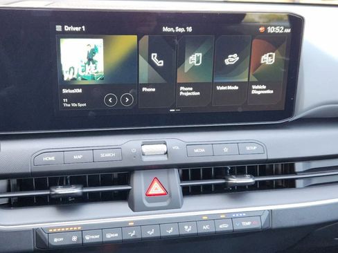 Certified 2025 Kia K4 FWD image 13