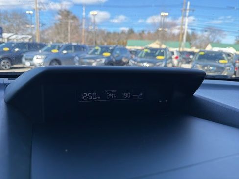 Used 2021 Subaru Crosstrek 2.0i Premium w/ Moonroof Package image 44