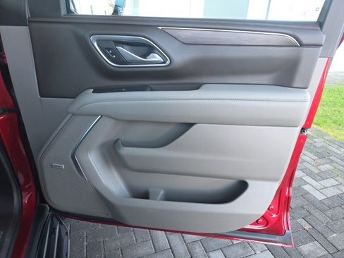 Used 2021 Chevrolet Tahoe LT image 8