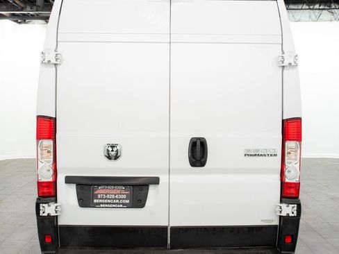 Used 2023 RAM ProMaster 2500 image 9