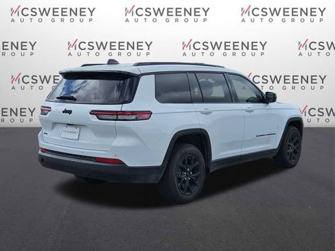 Used 2024 Jeep Grand Cherokee L Laredo AWD/4WD image 5
