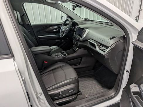 Used 2024 GMC Terrain SLT w/ Elevation Edition AWD/4WD image 27