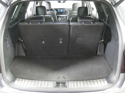 Used 2020 Hyundai Palisade Limited w/ Winter Weather Package AWD/4WD image 18