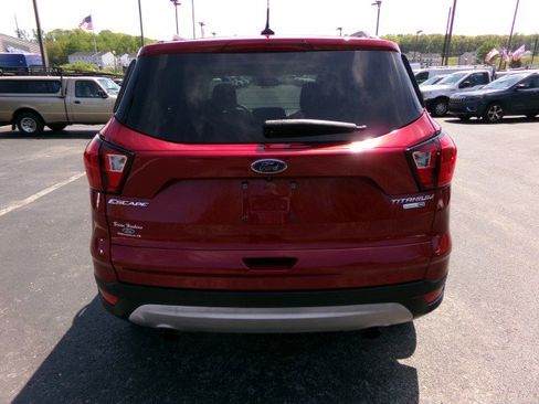 Used 2019 Ford Escape Titanium AWD/4WD image 8