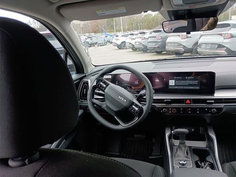 New 2026 Kia Sorento LX image 15