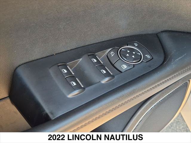 Certified 2022 Lincoln Nautilus FWD w/ Premium Package image 11