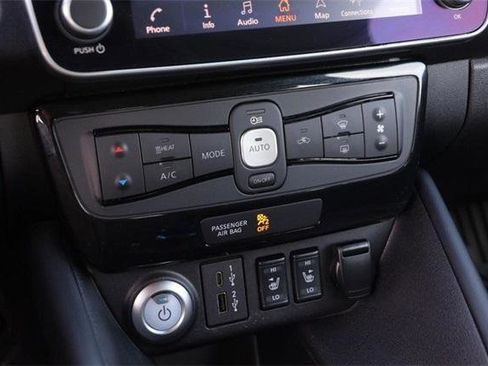 Used 2024 Nissan Leaf SV Plus image 17