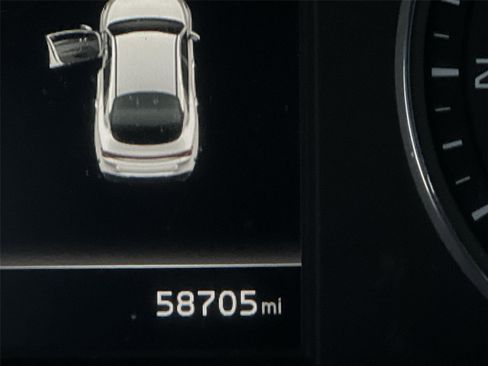 Used 2021 Kia K5 GT-Line w/ GT-Line FWD Premium Package image 10