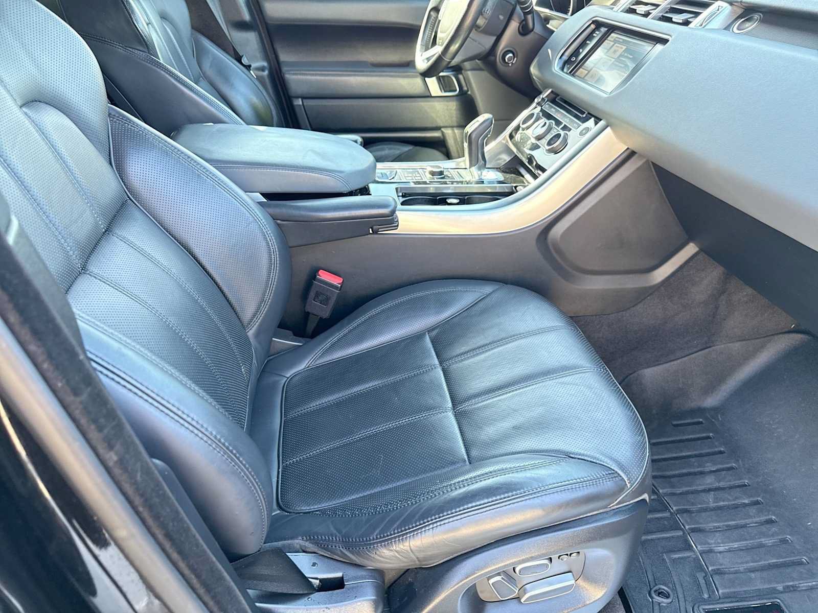 Used 2015 Land Rover Range Rover Sport HSE AWD/4WD image 21