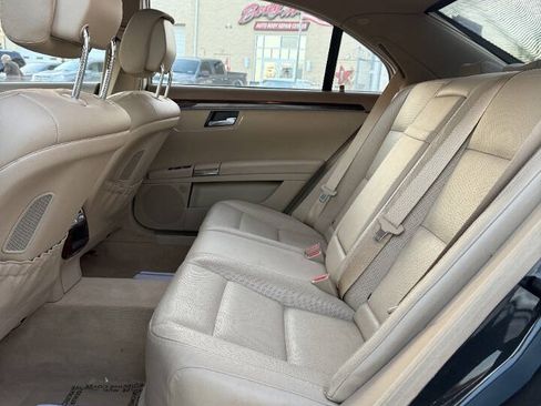 Used 2012 Mercedes-Benz S 550 4MATIC w/ Premium 2 Pkg image 9
