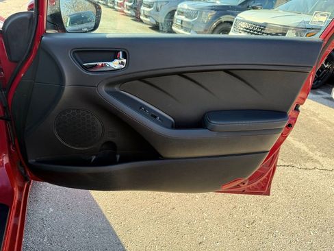 Used 2014 Kia Forte EX image 14