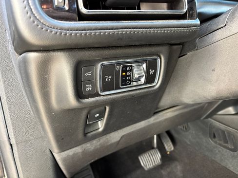 Certified 2023 Lincoln Nautilus Reserve w/ Equipment Group 201A image 14