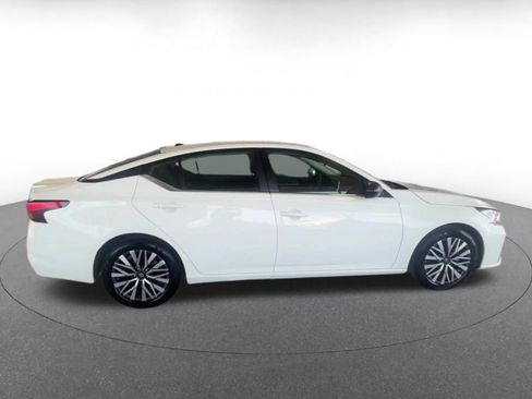 Used 2026 Nissan Altima 2.5 SV FWD image 16