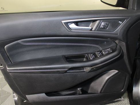 Certified 2020 Ford Edge Titanium image 20