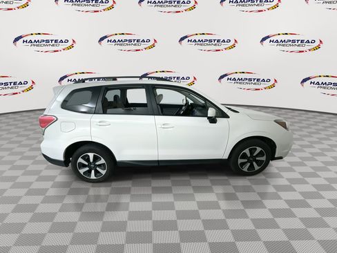 Used 2017 Subaru Forester 2.5i Premium image 9