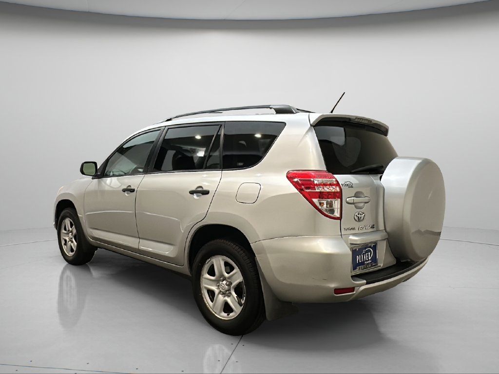 Used 2010 Toyota RAV4 2WD w/ Base L4 Extra Value Pkg image 4