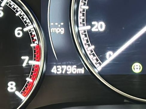 Used 2025 MAZDA CX-50 AWD 2.5 S w/ Preferred Package image 18