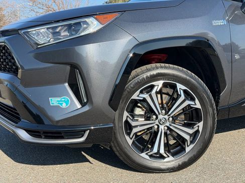 Used 2021 Toyota RAV4 XSE w/ Weather Package image 13