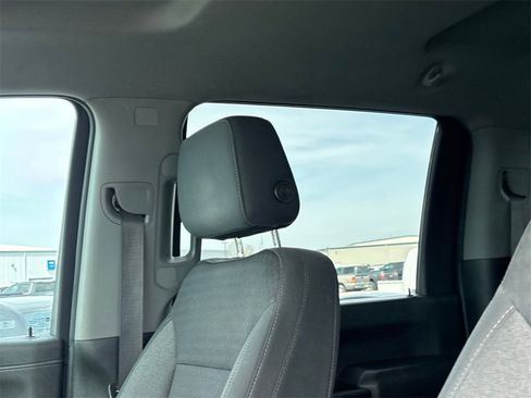 Used 2022 Chevrolet Silverado 2500 LT w/ Convenience Package image 12