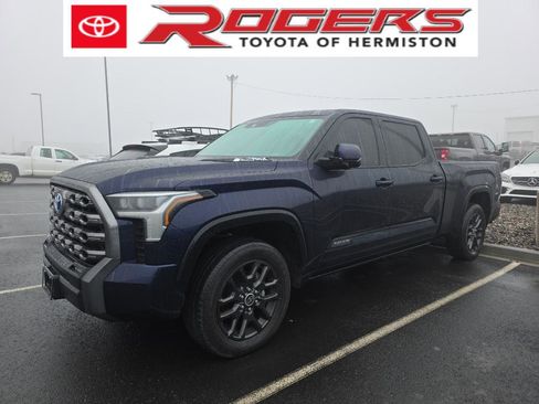 Used 2023 Toyota Tundra Platinum image 1