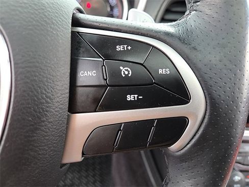 Used 2018 Dodge Challenger GT w/ GT Interior Package image 22