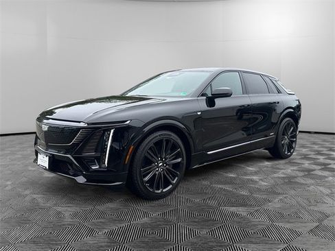 New 2026 Cadillac Lyriq V image 1