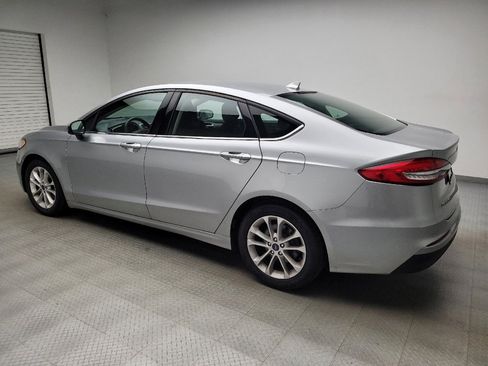 Used 2020 Ford Fusion SE FWD image 3
