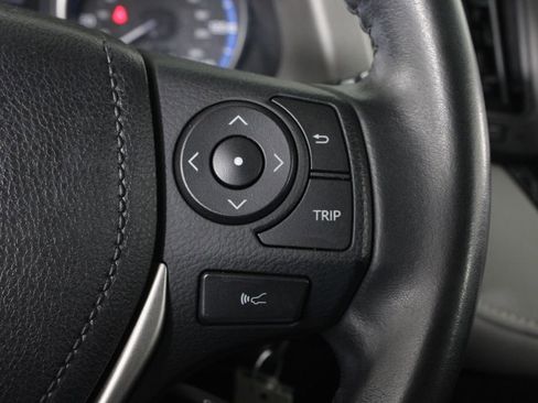 Used 2018 Toyota RAV4 XLE image 24