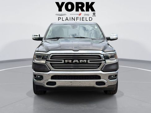 Used 2019 RAM 1500 Laramie AWD/4WD image 2