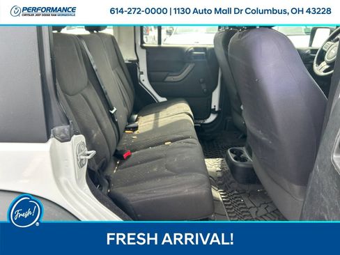 Used 2016 Jeep Wrangler Unlimited Sport w/ Connectivity Group AWD/4WD image 14
