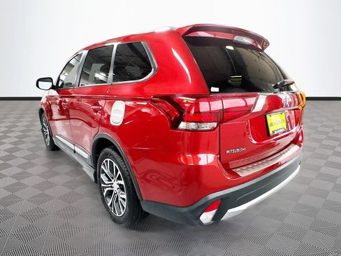 Used 2016 Mitsubishi Outlander SE AWD/4WD image 37