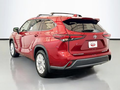 New 2026 Toyota Highlander Limited AWD/4WD image 6