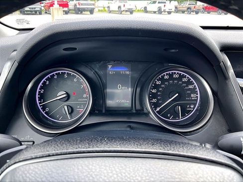 Used 2023 Toyota Camry SE w/ Convenience Package FWD image 25