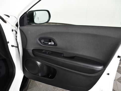 Used 2022 Honda HR-V Sport image 38