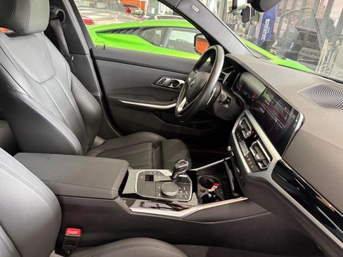 Used 2019 BMW 330i Sedan w/ Premium Package RWD image 12