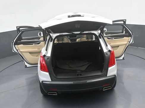 Used 2019 Cadillac XT5 FWD image 69