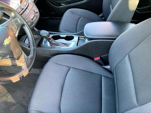 Used 2021 Chevrolet Malibu RS FWD image 20