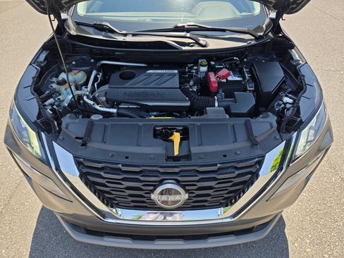Used 2023 Nissan Rogue SV AWD/4WD image 19