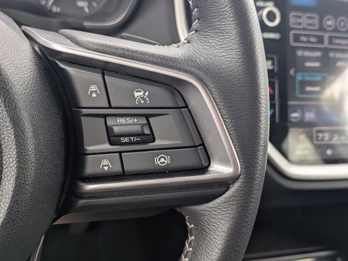 Certified 2025 Subaru Ascent Premium image 25