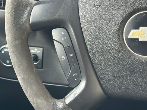 Used 2013 Chevrolet Express 3500 LS image 22