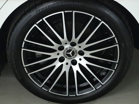 Used 2023 Mercedes-Benz C 300 4MATIC Sedan image 42