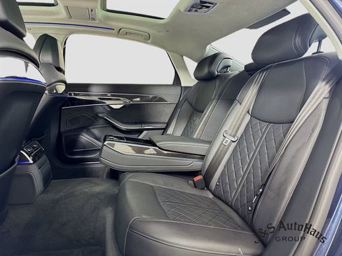 Used 2022 Audi S8 4.0T w/ S8 Comfort Plus Package image 27