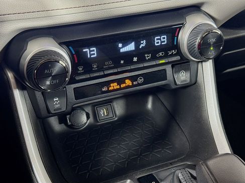 Used 2023 Toyota RAV4 XLE w/ Convenience Package image 15