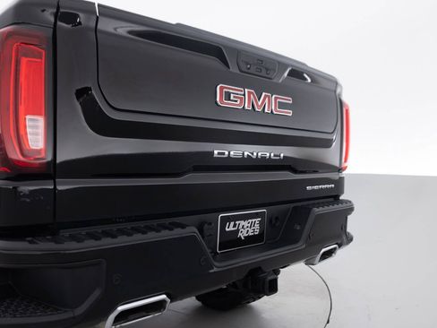 Used 2021 GMC Sierra 1500 Denali w/ Driver Alert Package II AWD/4WD image 17