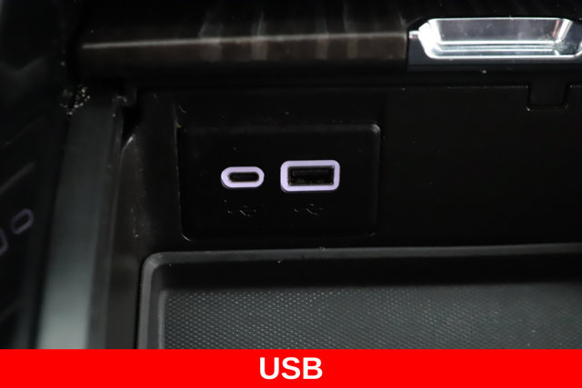 Used 2024 GMC Yukon Denali w/ Advanced Technology Package AWD/4WD image 28