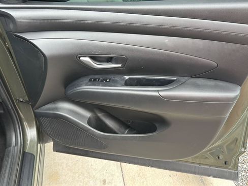 Used 2025 Hyundai Tucson SE AWD/4WD image 30