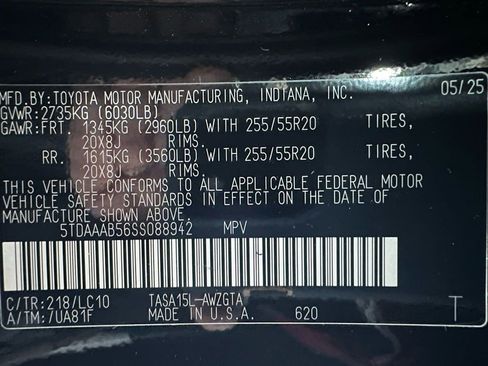 Used 2025 Toyota Grand Highlander AWD image 11