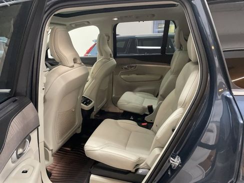 Certified 2024 Volvo XC90 B6 Ultimate w/ Protection Package image 8