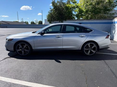 Used 2023 Honda Accord Sport image 2