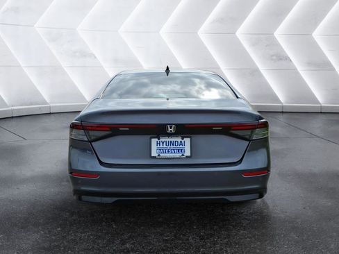 Used 2023 Honda Accord EX-L image 4
